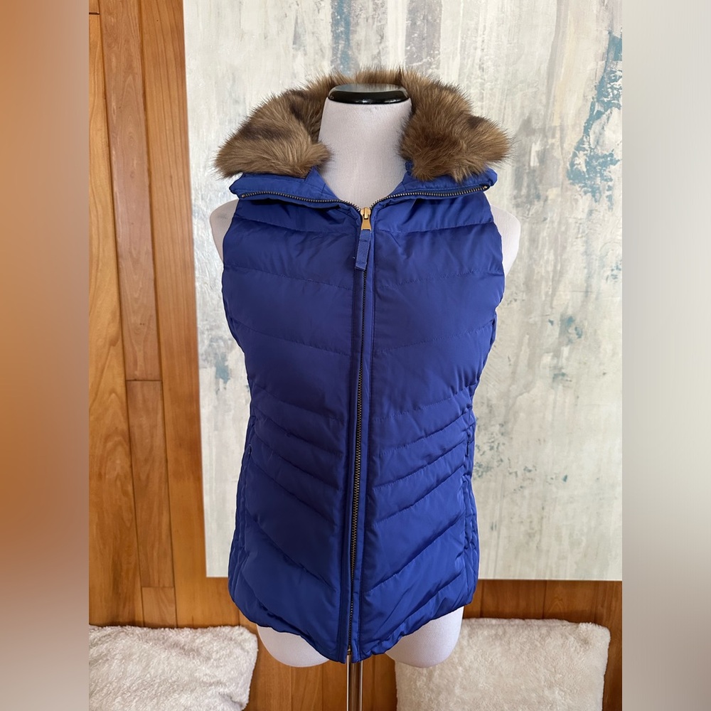 Talbots Petite Down Faux Fur Trim Vest Women’s Small P. Bluish Purple! C…